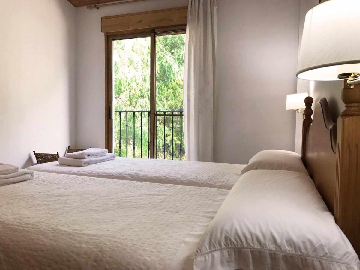 Apartamentos La Muela - Chulilla Eksteriør bilde